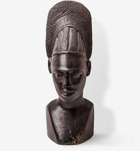Beautiful figure of bust by court worker